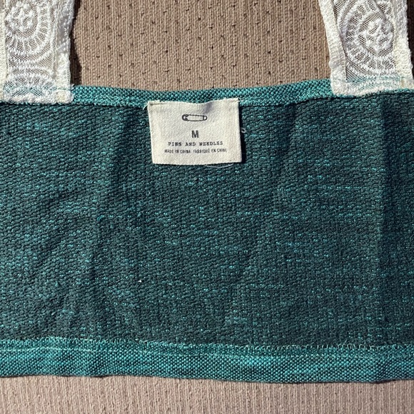 Over layer Bralette Size Medium - Picture 5 of 8
